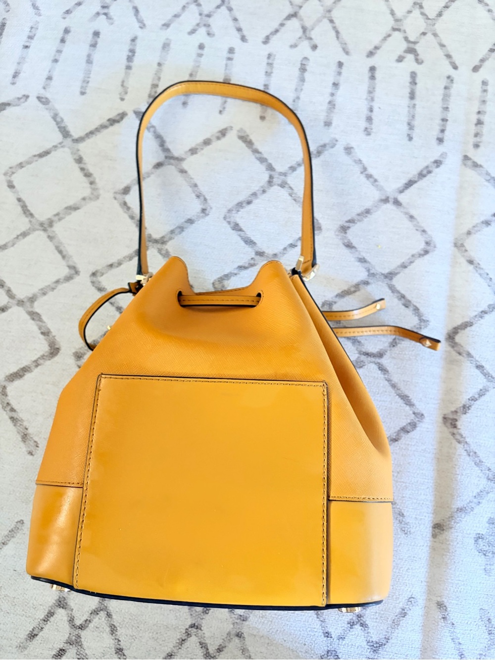 Michael Kors Trista Bucket Bag Mustard Yellow Saffiano Shoulder Bag - Picture 5 of 12